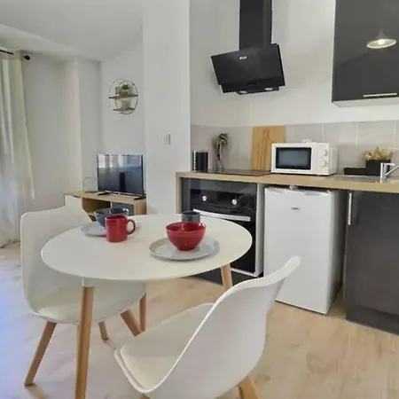 Le Jacquemart Aparthotel 3*