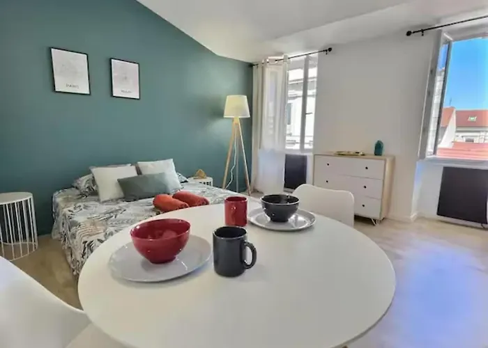 Le Jacquemart Aparthotel 3*